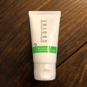 Rodan and fields soothe 3